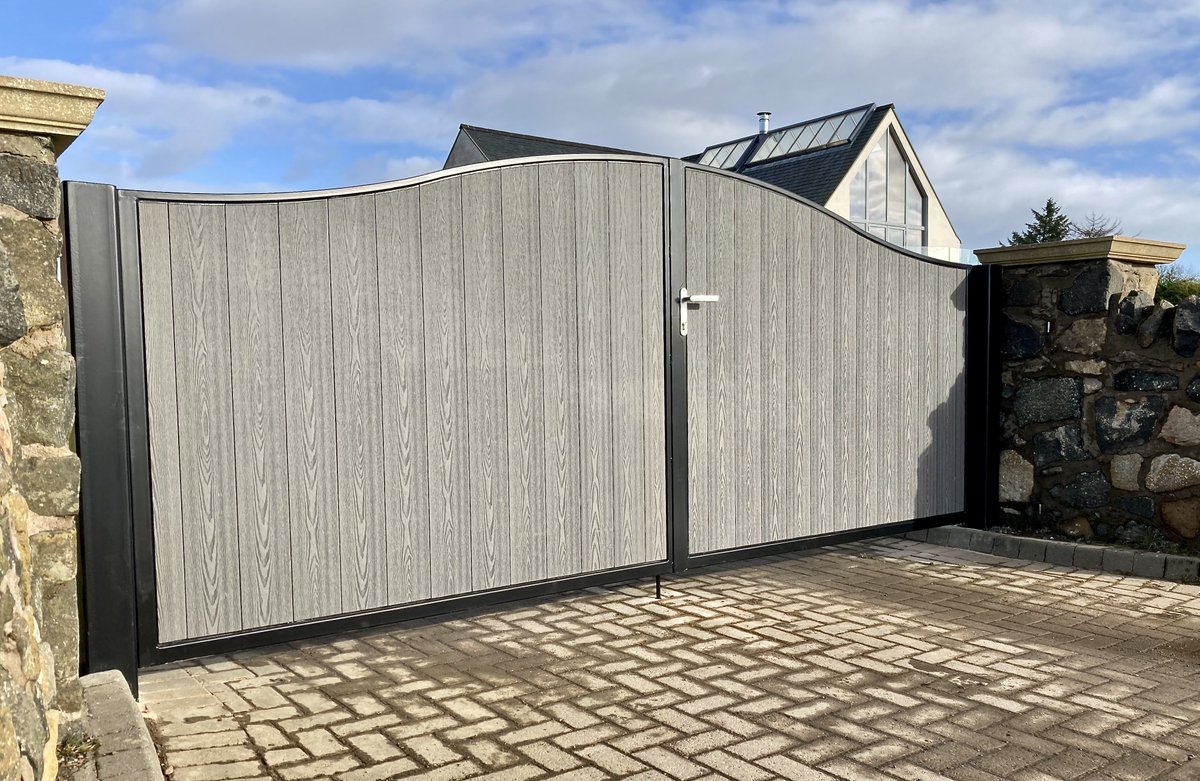 AESScotlandLtd's tweet image. AES (SCOTLAND) LTD recently installed manual composite driveway gates in Fife.
‍‍‍
#drivewaygates #compositegates #manualgates #swinggates #residentialgates #fife #aesscotlandltd