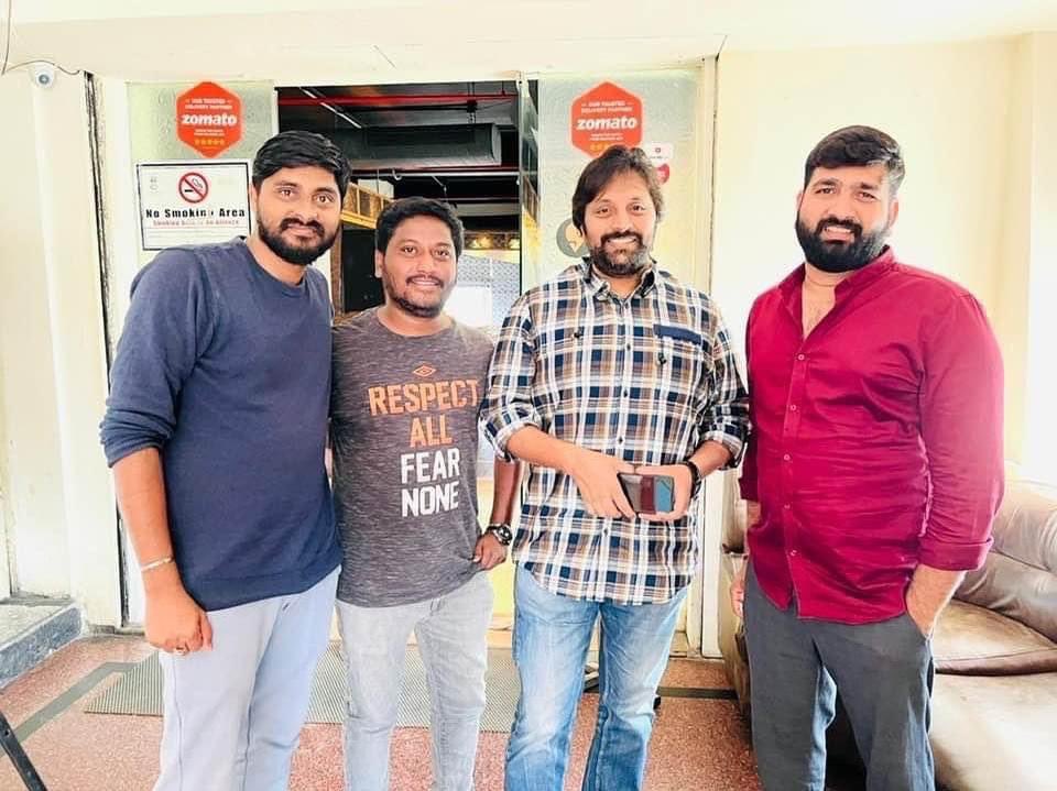 director3nadh's tweet photo. Special Lunch with TRS-Party State Leader “Dinesh Chowdary Anna”
@dcstunner999 @veerapanenisc https://t.co/QDNrRaWhjd