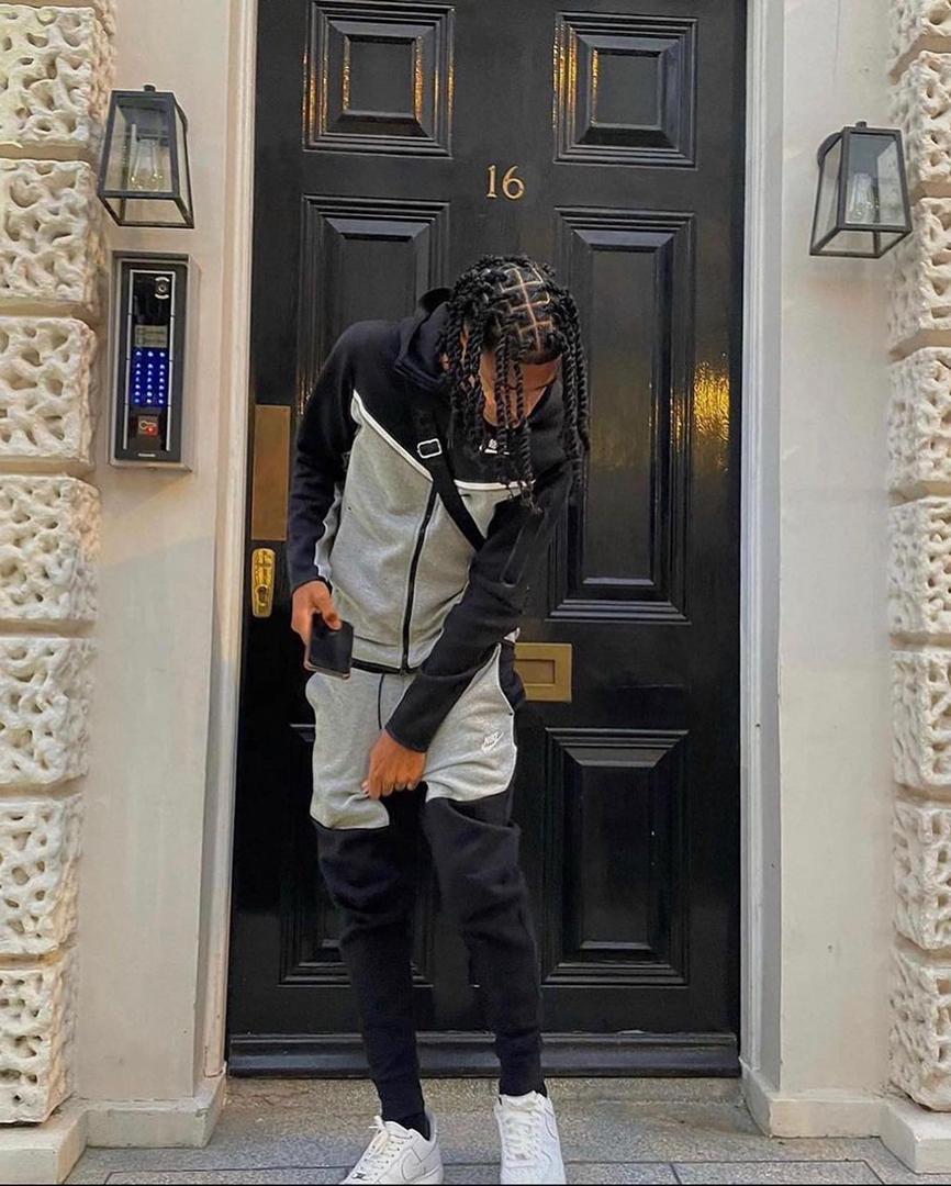 MohamedWiiz's tweet photo. @KaayMadiayela
 Ensemble Nike Tek 
💰:25000f 
@MamadouJohn1 @Mr_lamine_6c
@Mowiizard  @salihateBihhh @Coumbah_GS @Nabyleu  @MbkNdiaye  @salihateBihhh @Papa_2Du @atoumanee @djibril_otaku  @AbyMbaye13 @ya_Ahmedd @dimpled_miss @MamiDia5 @AngelinoPapis @Awa_mouAbabacar @AbyMbaye13 https://t.co/Ure40Oq6QT