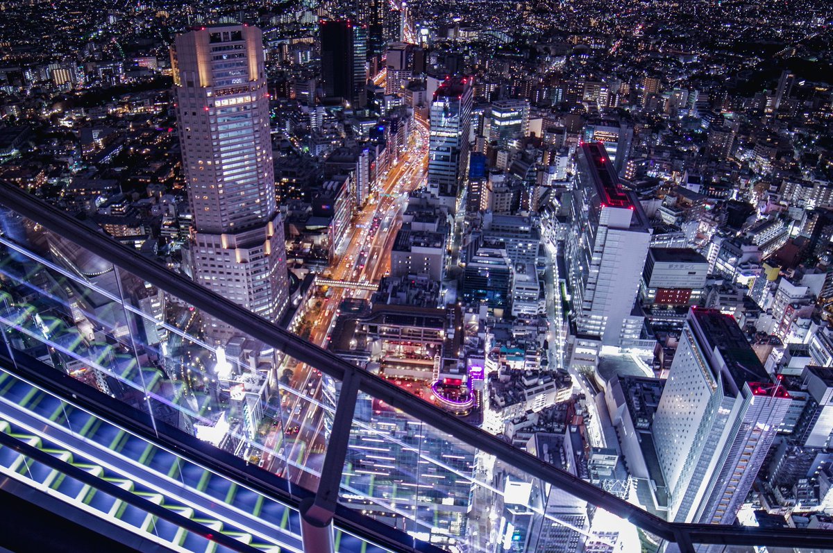 ezakispoon's tweet photo. 渋谷の夜🌃

#東京
#渋谷スカイ
#渋谷SKY
#夜景
#NightPhotography 
#ファインダー超しの私の世界 
#写真で伝える私の世界 
#写真好きな人と繋がりたい https://t.co/LdfN6rxhT5
