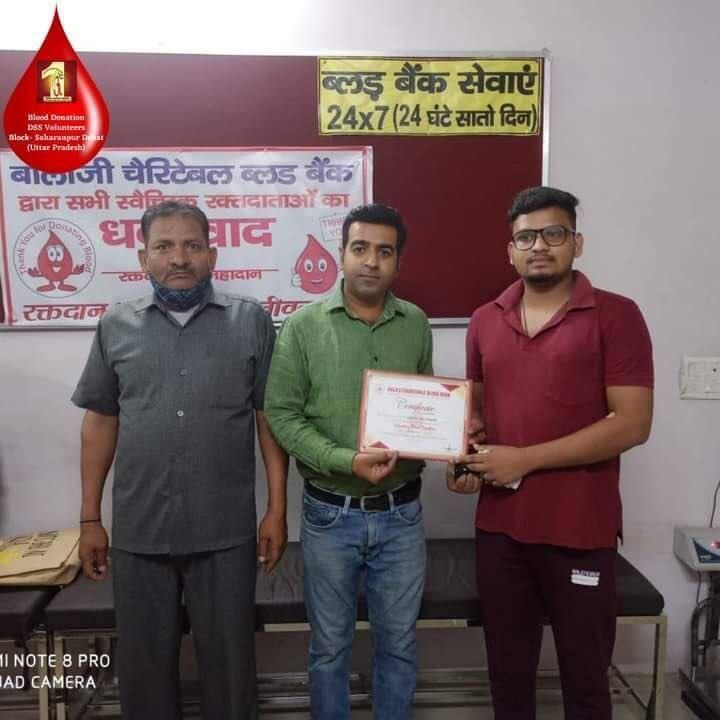 HarryInsan11's tweet photo. #BeALifeSaver and be a life hero and save many lives with the inspiration of 
Saint Gurmeet Ram Rahim Ji. https://t.co/eB00M24alH