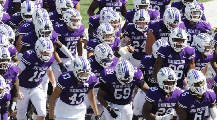 Blessed to have another offer!@CoachDaniels_IW <a href="/coachcurtis42/">Coach Curtis</a> <a href="/WeBelieveInMe_/">WeBelieveInMe</a>