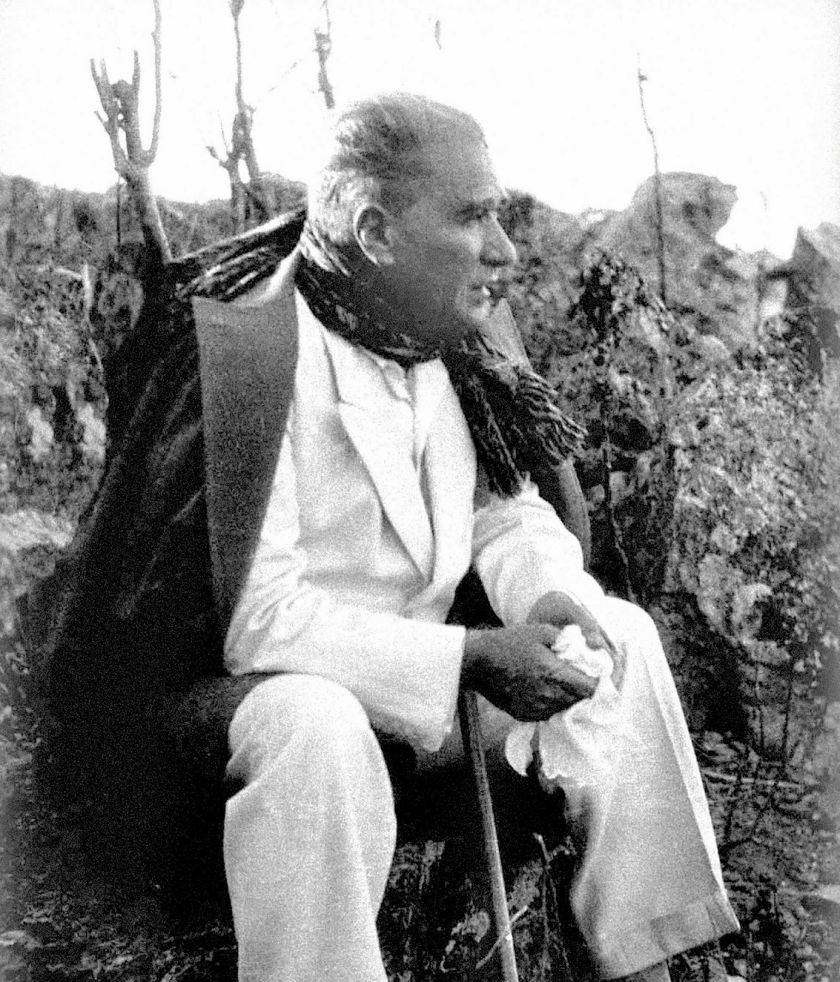FatherofTurk's tweet photo. “Science is the most reliable guide in life.” — Atatürk https://t.co/QVYGlvMURD