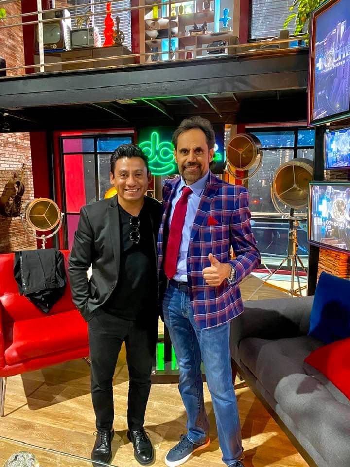 ernestobbjm's tweet photo. 4o día de grabación !! +Noche  con Israel jaitovich ! Televisa !! https://t.co/og5HXBYNpu