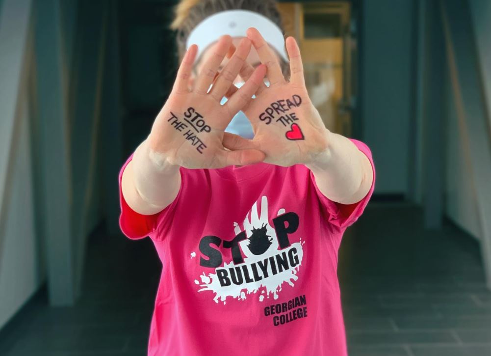 "Strong people stand up for themselves. But the strongest people stand up for others."

💖💖💖 Let's see those pink shirts today, Grizzlies, and let's all stand up together against bullying.
#PinkShirtDay2022
