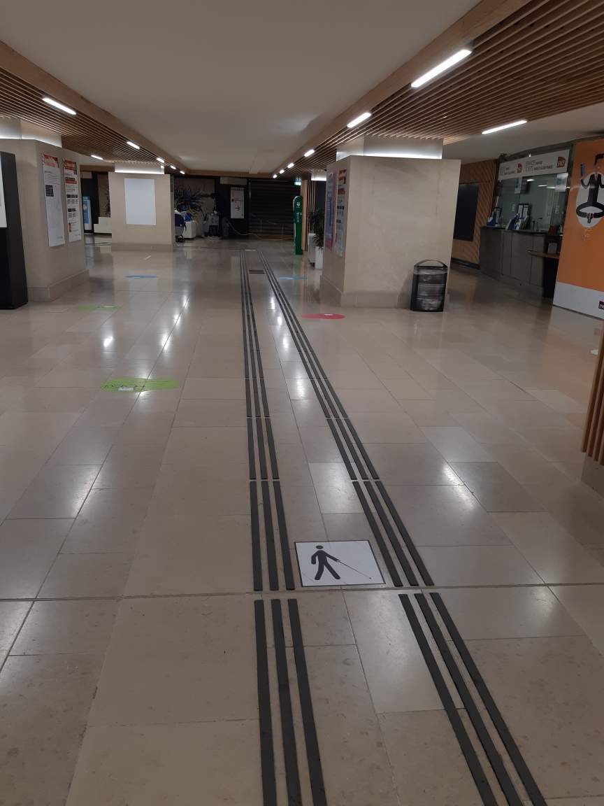 RER C tweet media
