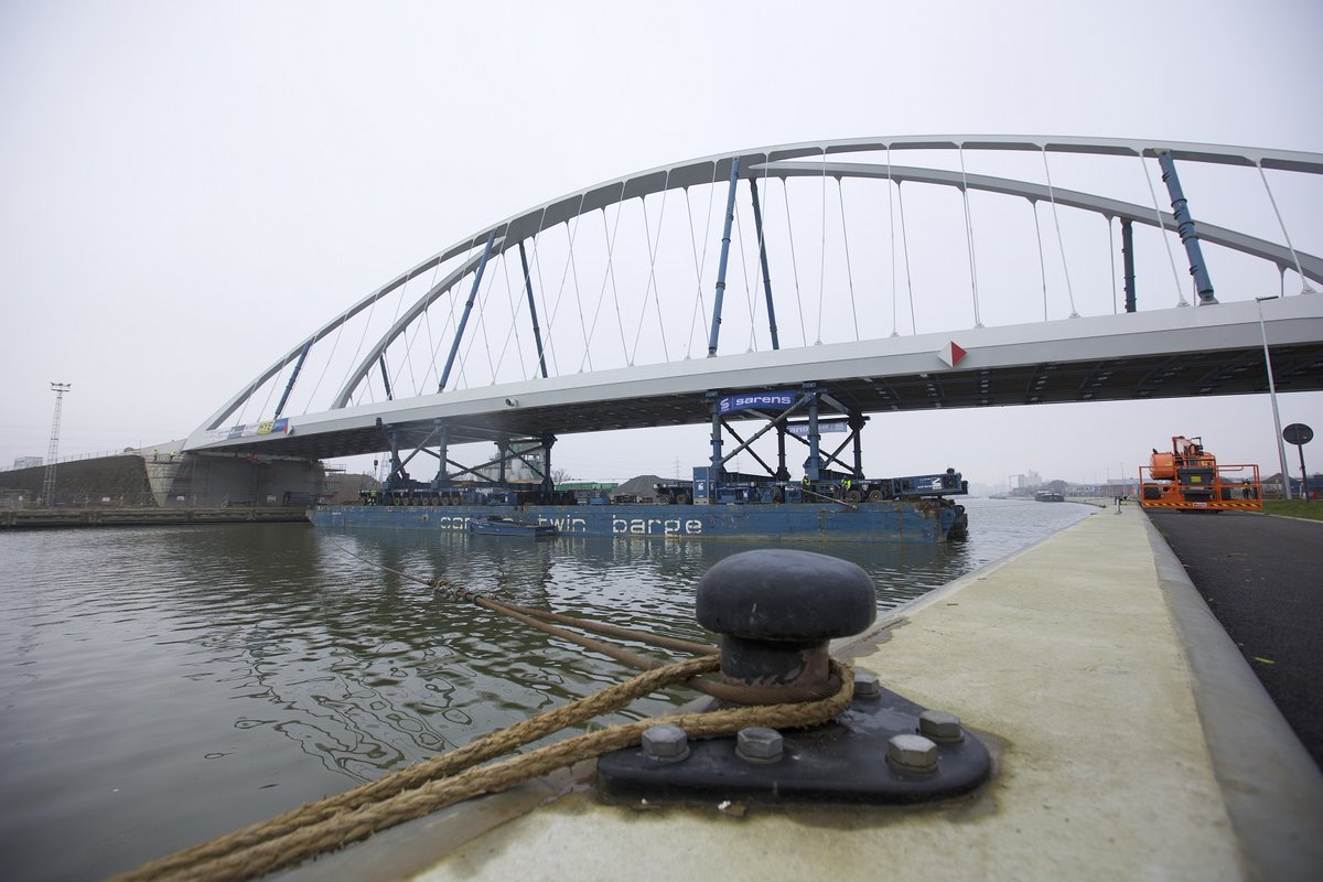 Dit weekend verwijdert #viatalbert de bekisting onder de nieuwe #Hoogmolenbrug in <a href="/gemSchoten/">Gemeente Schoten</a> Metropoolstraat afgesloten van za 26/2 5u t/m zo 27/2 22u. Omleiding voor🚗/🚴‍♀️hebben doorgang <a href="/ArcadisBelgie/">Arcadis België</a> <a href="/swecobelgium/">Sweco Belgium</a>
<a href="/WillemenGroep/">Willemen Groep</a> @HyeNV #aelterman #frankiconstruct #Ceftransport