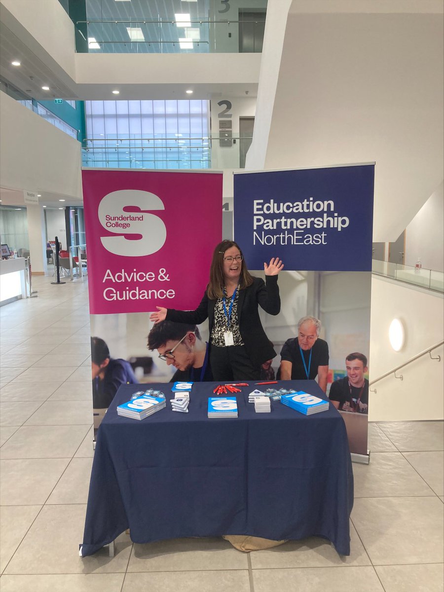 SunCollAlison's tweet photo. Today's Engagement Event taking place at the Beacon of Light is all about the local community, learning about services and opportunities in and around Sunderland, having fun and meeting different people. Thanks to @YAV_Sunderland @BeaconofLight for planning and hosting! https://t.co/0Jt6mKFhSj