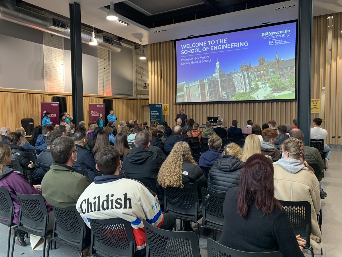EngineeringNCL's tweet photo. Another great turnout for our Offer Holder Day! #WeAreNCL #NCLengineering https://t.co/PZoUav7fwr