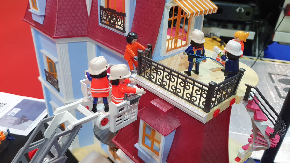 Si estás por #SICUR22, a las 17 horas realizamos un taller de mando y control en intervenciones en tentativa suicida. 
Reconocimiento, Evaluación, Decisiones, Órdenes y Control.
¡Os esperamos!