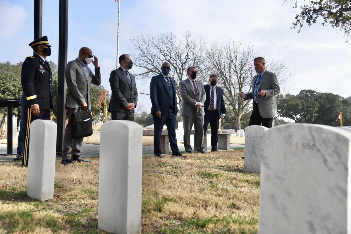 VADepSec's tweet photo. “For too long, too many Americans have fought around the world to protect our rights and freedoms, then had to fight brutal battles here at home for their own rights and freedoms . . . At VA, those fights are over.” ~ @VADepSec #WaysideUnveiling https://t.co/xkEg9GQwGb