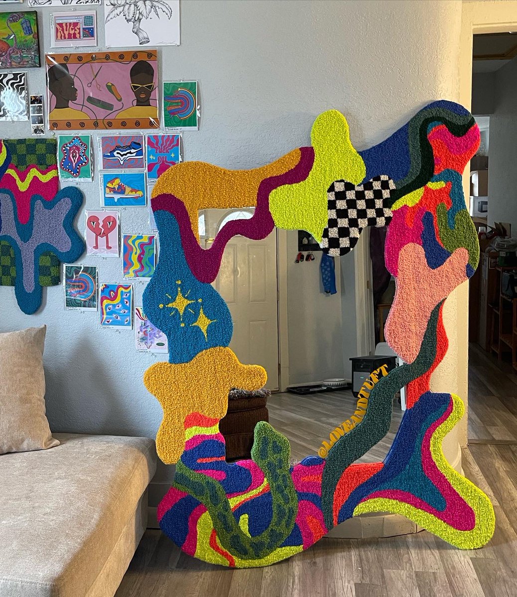 LoveAndTuft's tweet photo. I have been working on this beauty for 4 months now! I love her so much and I have never created something so great!!✨✨✨ I have the progress videos on my tiktok @loveandtuft if any one wants to see them! This will be on my website very soon 😍🤩 #rugs https://t.co/t5e9gNzcg9