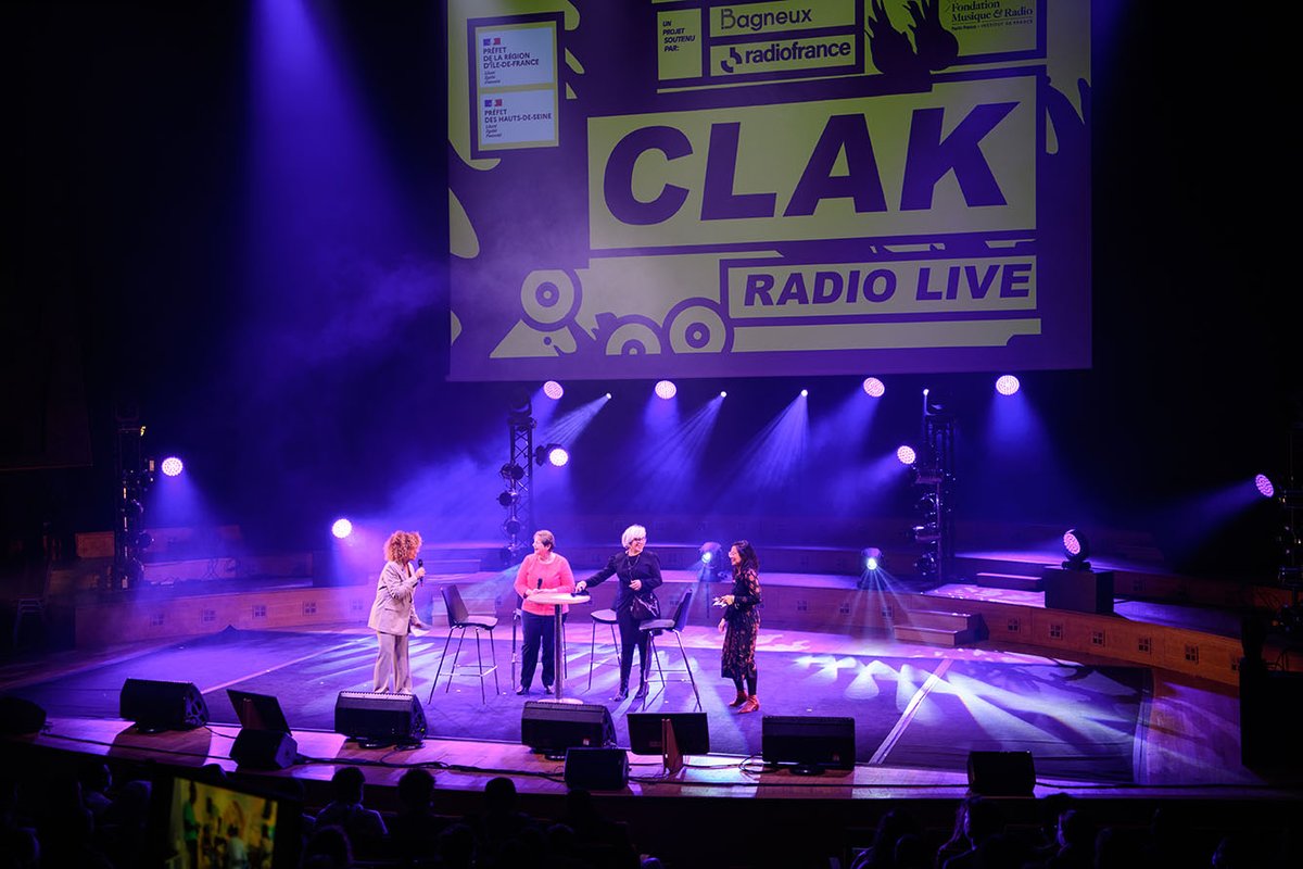 VilledeBagneux's tweet photo. [ CLAK RADIO LIVE ]
Samedi 19 février au #studio104 de la Maison de la radio 
Soirée mémorable,fruit de 3 ans de partenariat entre @radiofrance et la @VilledeBagneux
Avec La CH, Conekteam, 
#Nerry Benjoy &amp; Imjey, 
Somnus, Sleeplight et Dnd... https://t.co/hMW88QovrS