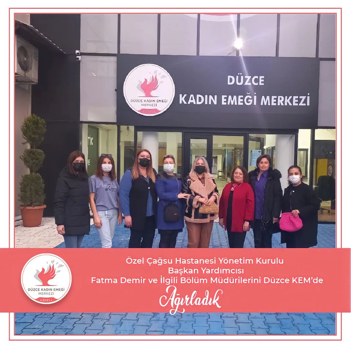 DuzceKEM's tweet photo. Bugün merkezimizde adete misafir geçidi vardı 🌺

Kıymetli misafirlerimizi ağırlamaktan büyük mutluluk duyduk ☺️
Sevgili Çağsu Hastanesi ekibine bizleri yalnız bırakmadıkları için teşekkür ederiz.:)
📍@cagsuhastanesiduzce
📍@fatmahatunhastanesi
💻@genzteknoloji https://t.co/QbtWSWweYw