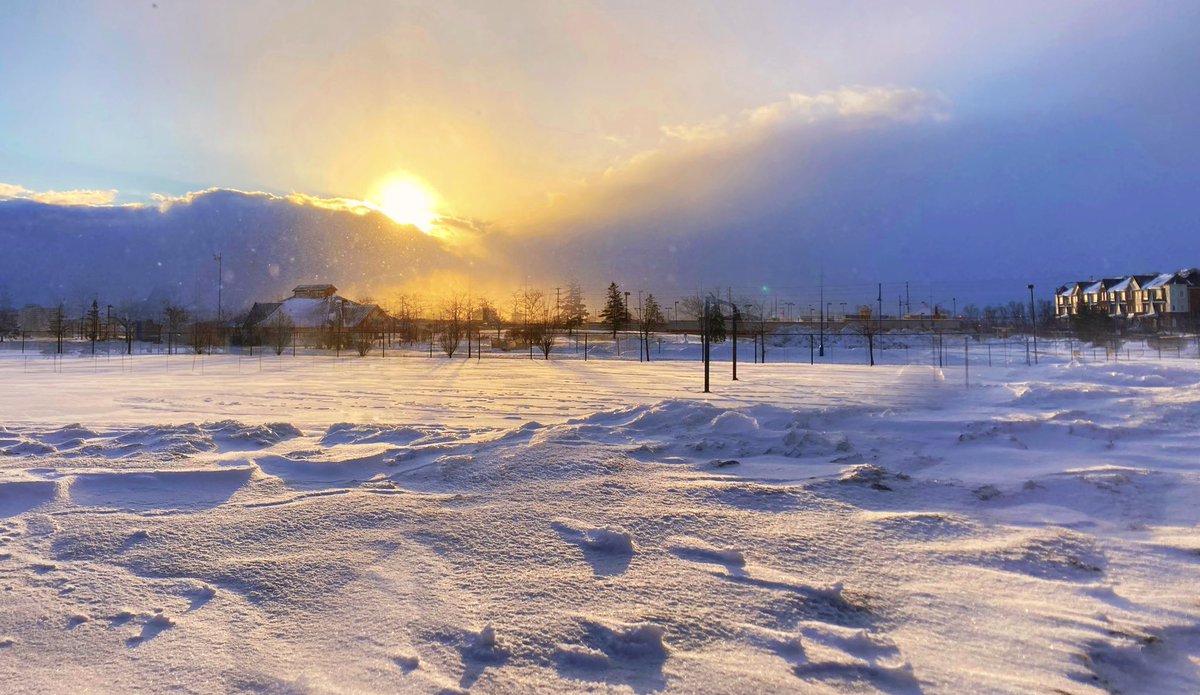 Beautiful snow in the morning ❄️