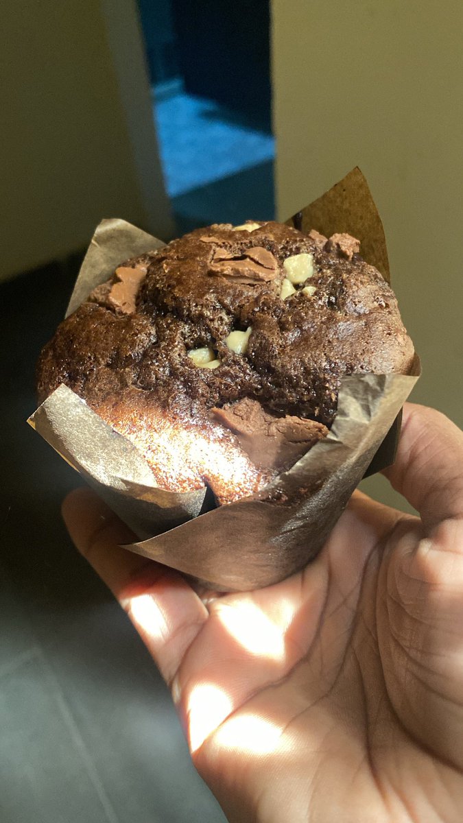 Mistybrowniess's tweet photo. Chocolate Muffin -1000 EACH
#kaduna
#paymentvalidatesorder https://t.co/av1n4mE20t
