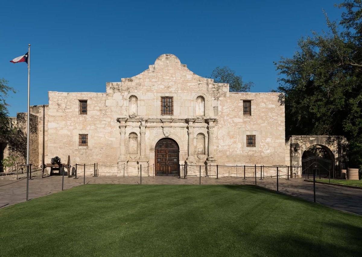 On this day in Texas History, February 23, 1836: The Siege of the Alamo begins. By later afternoon 1500 Mexican troops arrive in Béxar, raising a red flag signifying "no quarter". William Travis responds by having a single shot fired from the largest cannon.