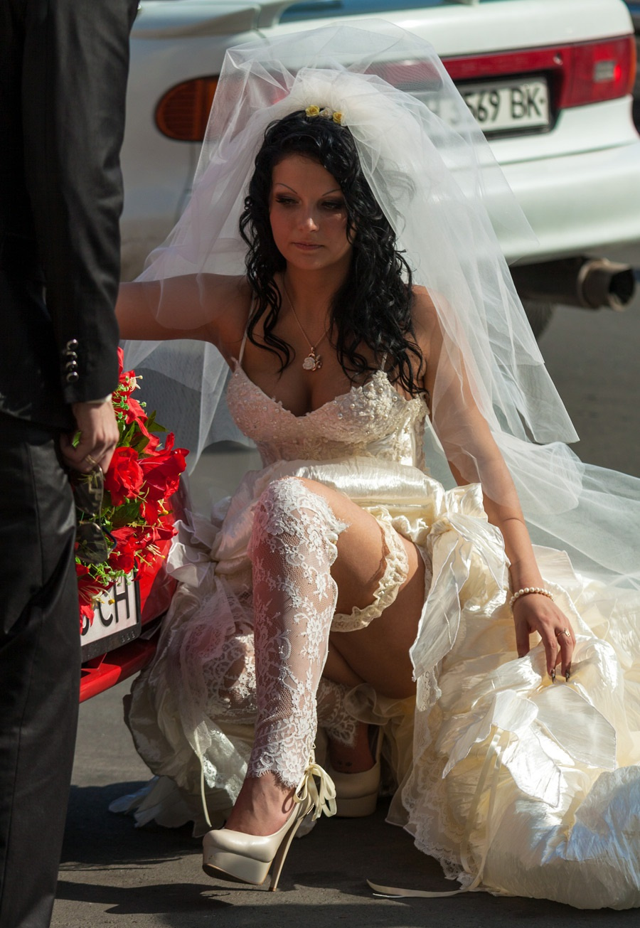 upskirt bride 