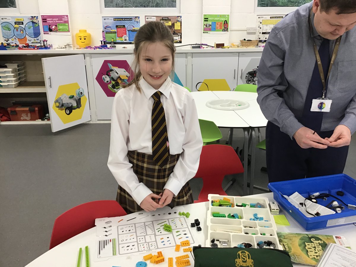 StHilarysSchool's tweet photo. Y4 girls enjoying time in St Hilary's @The_STEM_Hive #LEGO Innovation Room this afternoon developing their #STEAM skills. #Godalming #SurreyPrepSchool https://t.co/yQgQWuVkIC