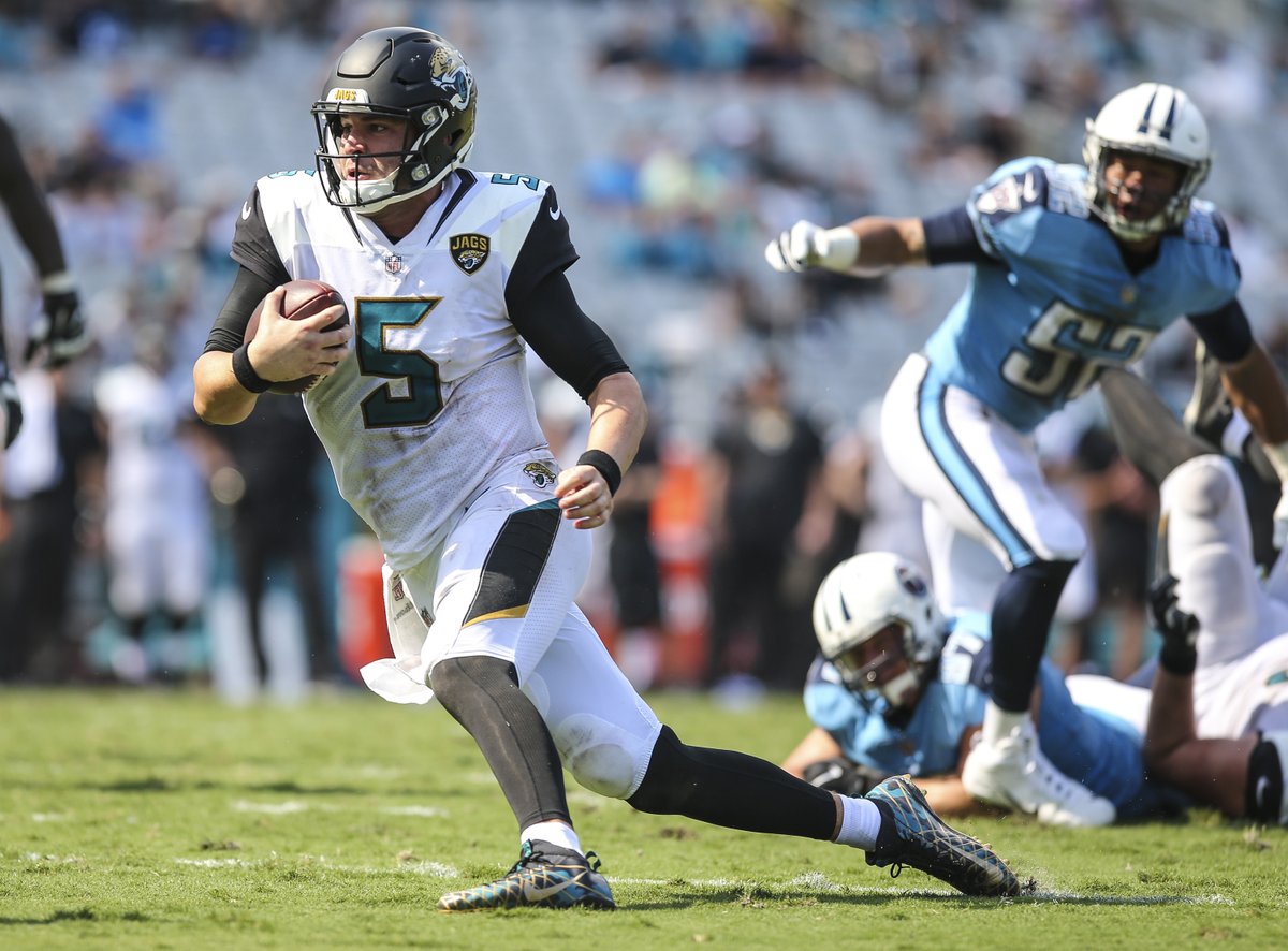 NFLonCBS's tweet photo. Most yards per rush among all active NFL players

1. Blake Bortles              6.24
2. Lamar Jackson           5.97
3. Marcus Mariota         5.96

min. 250 career rush attempts https://t.co/cAhlr5mMM2