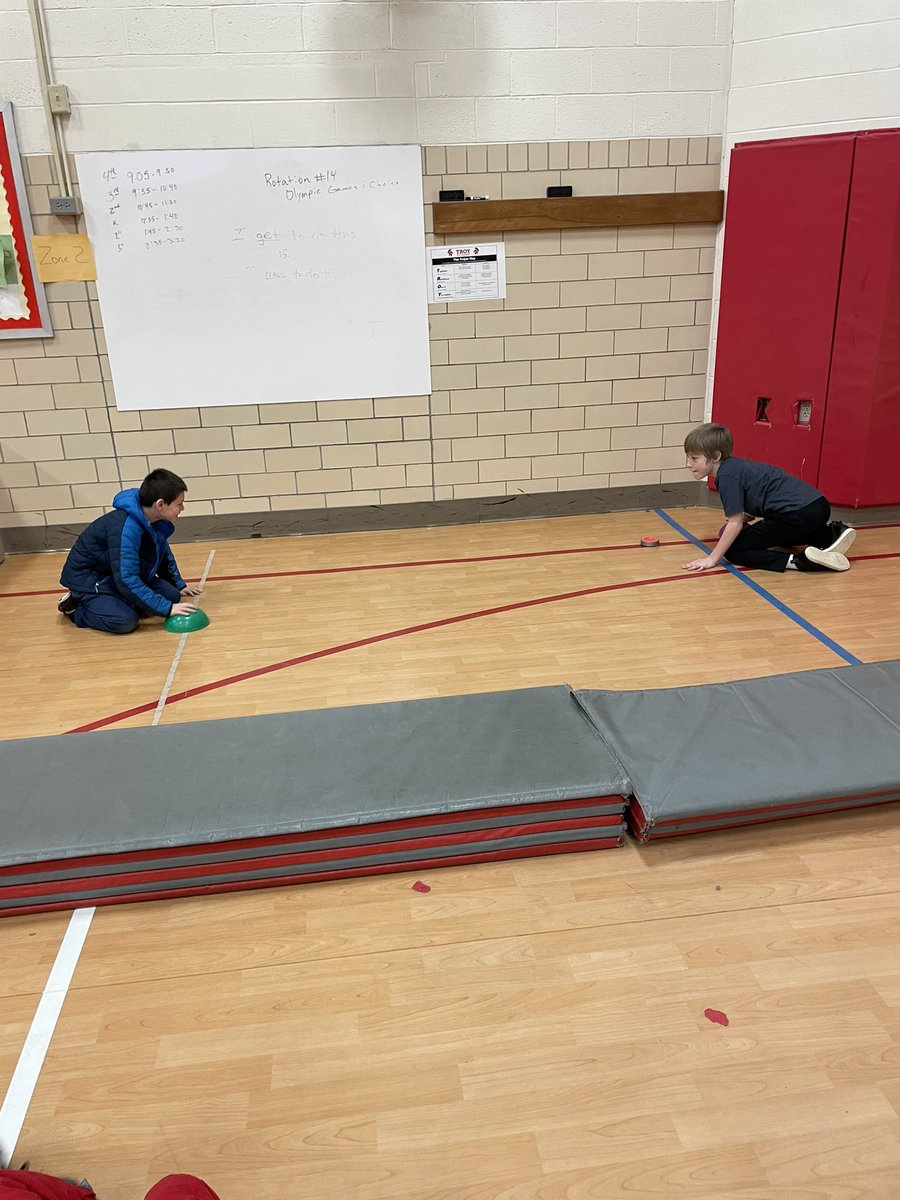 MrNawroth's tweet photo. Winter Olympics at Forest Elementary during PE @Forest_TCS https://t.co/NN4TQW1Ca0