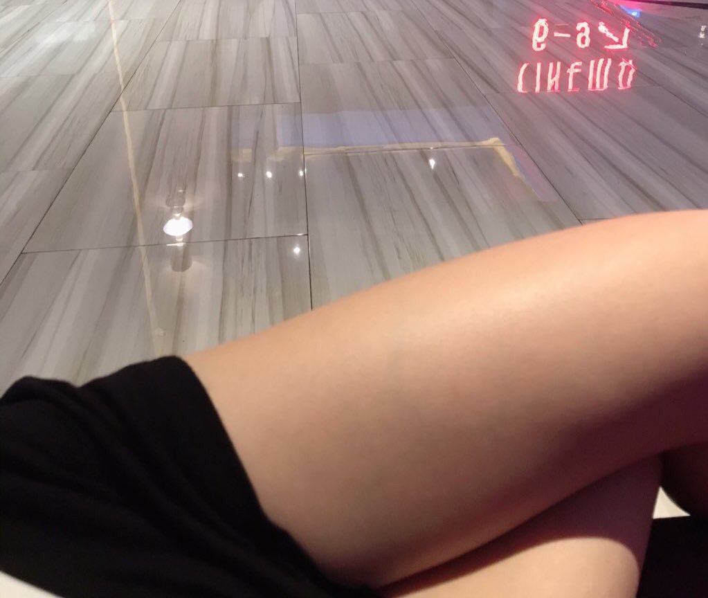 TYBKK36's tweet photo. นั่งรอเธออยู่ #คู่แท้ ตามหา #หญิงเดี่ยวช่วยคู่ #หญิงเดี่ยว #เรียลหญิง https://t.co/GbpiCzCpph