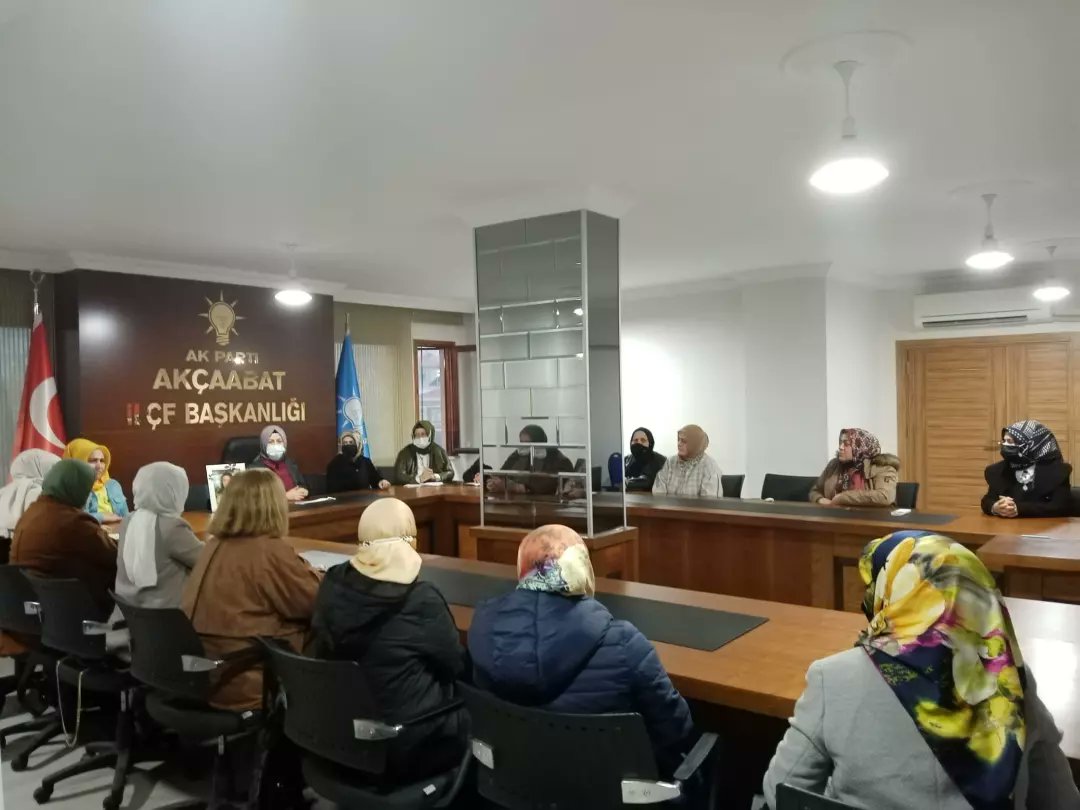 akkadinkol's tweet photo. Haftalık Olağan Yönetim Kurulu Toplantımızı İlçe Kadın Kolları Başkanımız Sn. @satuahin1 'in Başkanlığında, ilçe koordinatörümüz Özlem KAYA'nın katılımıyla gerçekleştirildi.

Çalışmalarımız ve İstişarelerde bulunduğumuz toplantımızın hayırlara vesile olmasını dileriz
#Hedef2023 https://t.co/FqozP3w1po