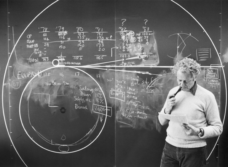 This classic photo of second @Fermilab director Leon Lederman was taken #onthisday 39 years ago.