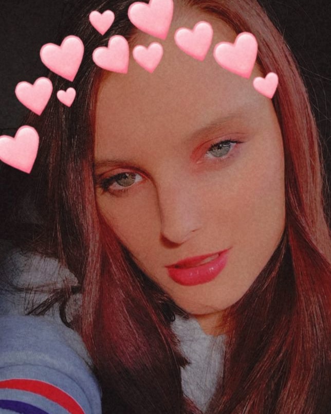 Freya72639513's tweet photo. Hi 💕🌸 
#Belgium #cute #girlpower #snapchatgirl https://t.co/xm8swDlwHK