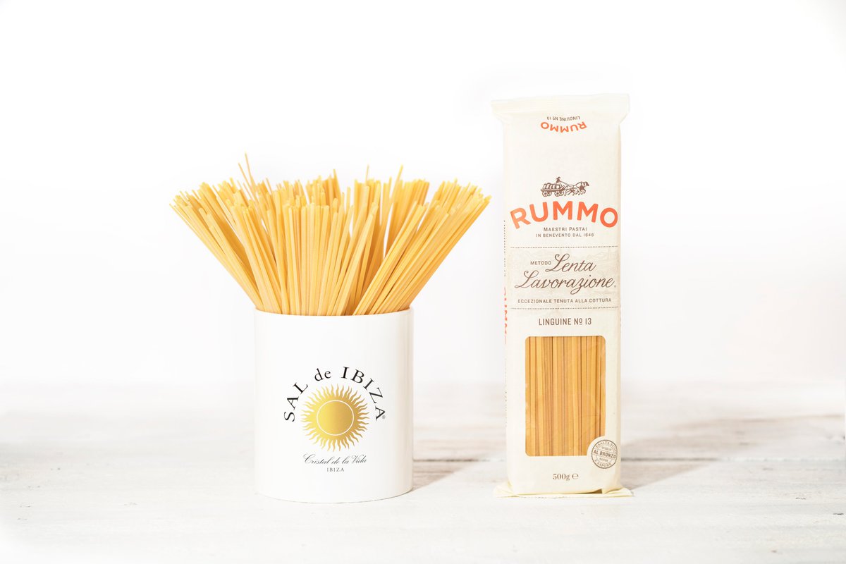 SALdeIBIZA's tweet photo. Our ceramic liter jar is not only a perfect salt keeper but versatile for many delicious as well as beautiful items.
This time it is hosting the delicious Italian pasta 😍
#saldeibiza #rummo #pasta #pastalovers #ceramics https://t.co/mSxCHEnUmX