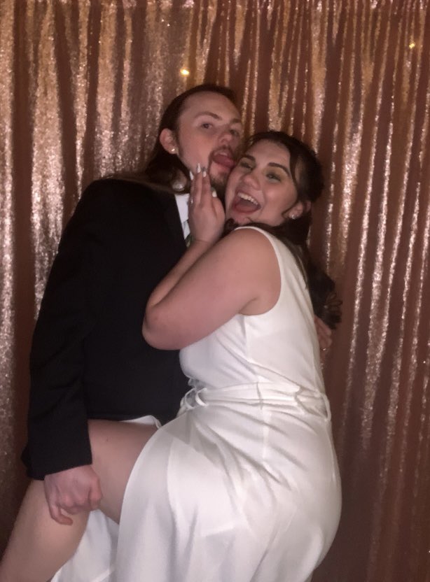 hayhaybearrr's tweet photo. One of my absolute favorite pictures from last night 🥰 https://t.co/k9rQAchxYQ