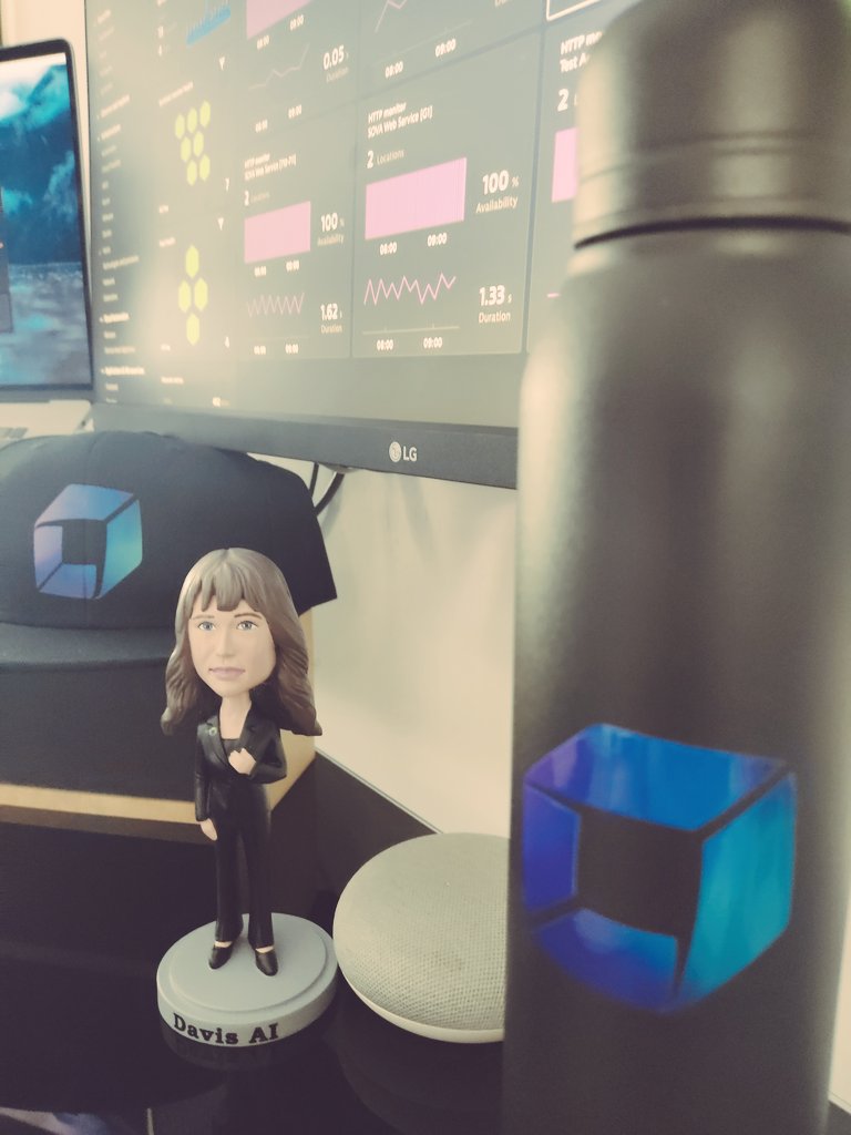 BrUn3y's tweet photo. Hey @Dynatrace #DavisAI is in home, thank you #perform2022 https://t.co/GV5h8BERKq