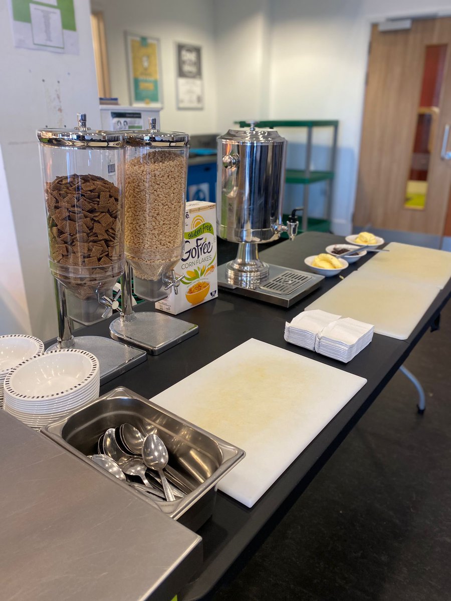 ParkwoodAcademy's tweet photo. Each morning breakfast will be provided in the canteen for all students from 8.15 - 8.30am!
Here are some pictures of what we have on offer!
#foodfuel #thinkingenergy https://t.co/TGLLiYLxHd