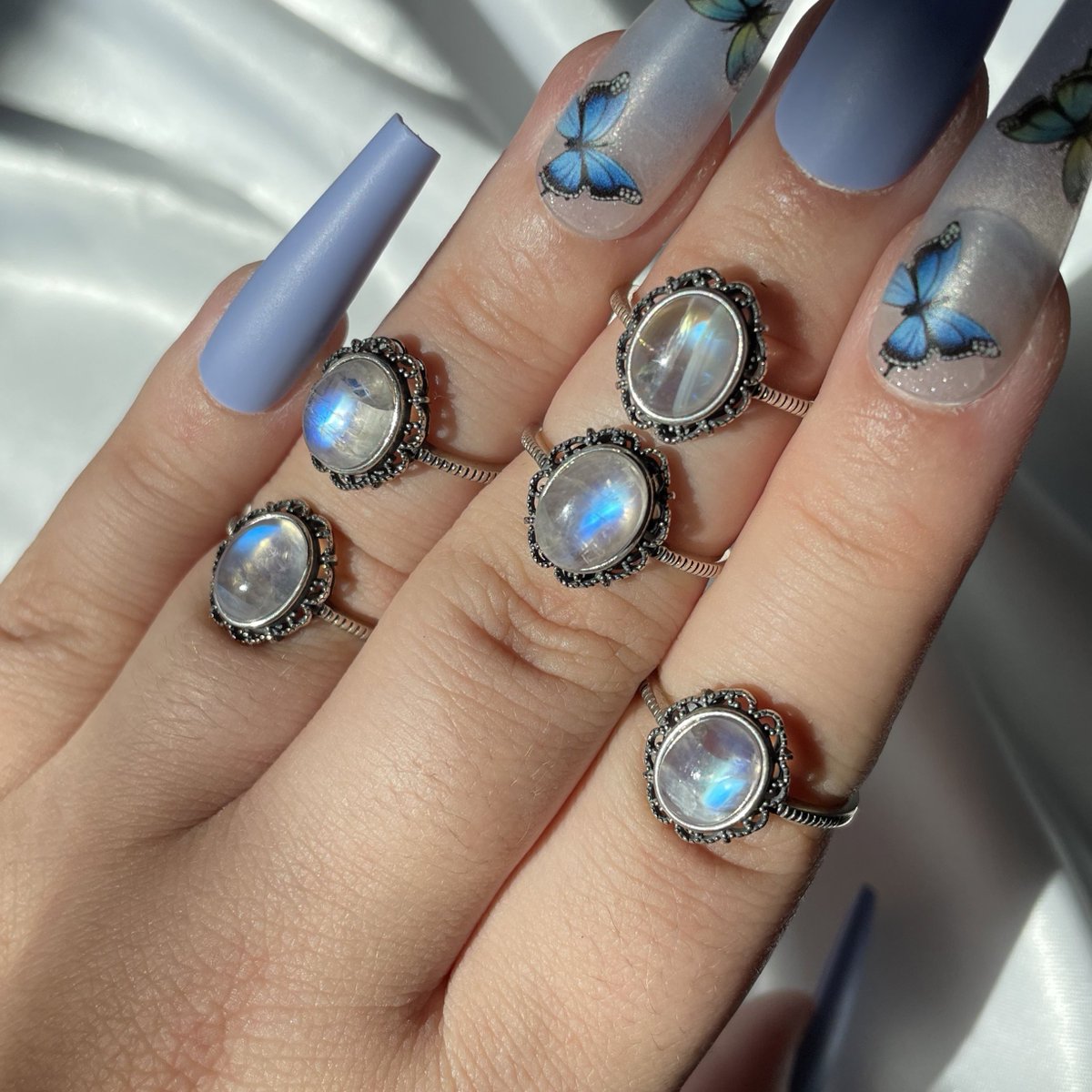 mysticmtncrys's tweet photo. 🌝💍 Rainbow Moonstone 💍🌝 https://t.co/f71l35z4ER