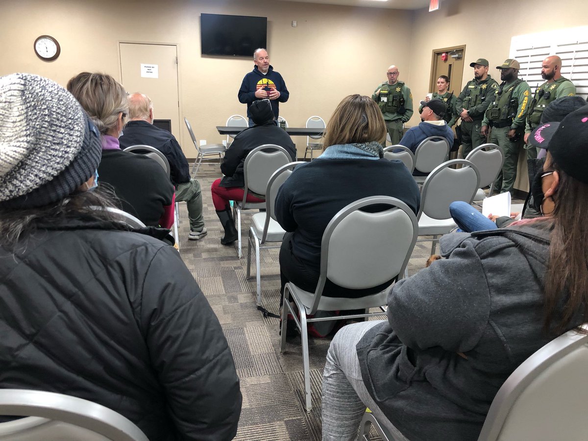 RivcoCoC's tweet photo. Supervisor Jeff Hewitt addresses volunteers at the #MorenoValley deployment site. https://t.co/NaO4AqxH6S
