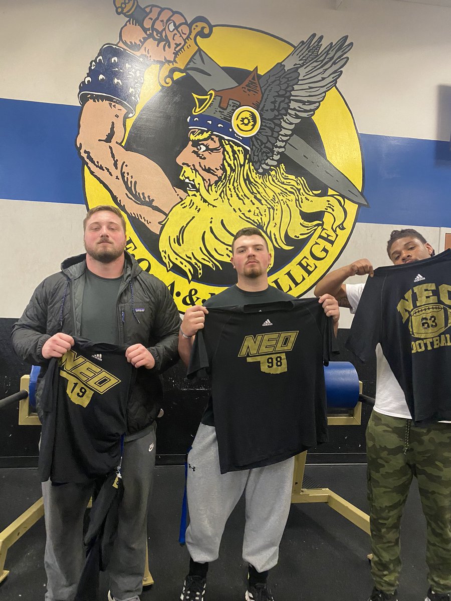 You already know we are Eating! The weak hearted don’t get a seat at the table! #NEOFootball #ROW #BornontheBANKS