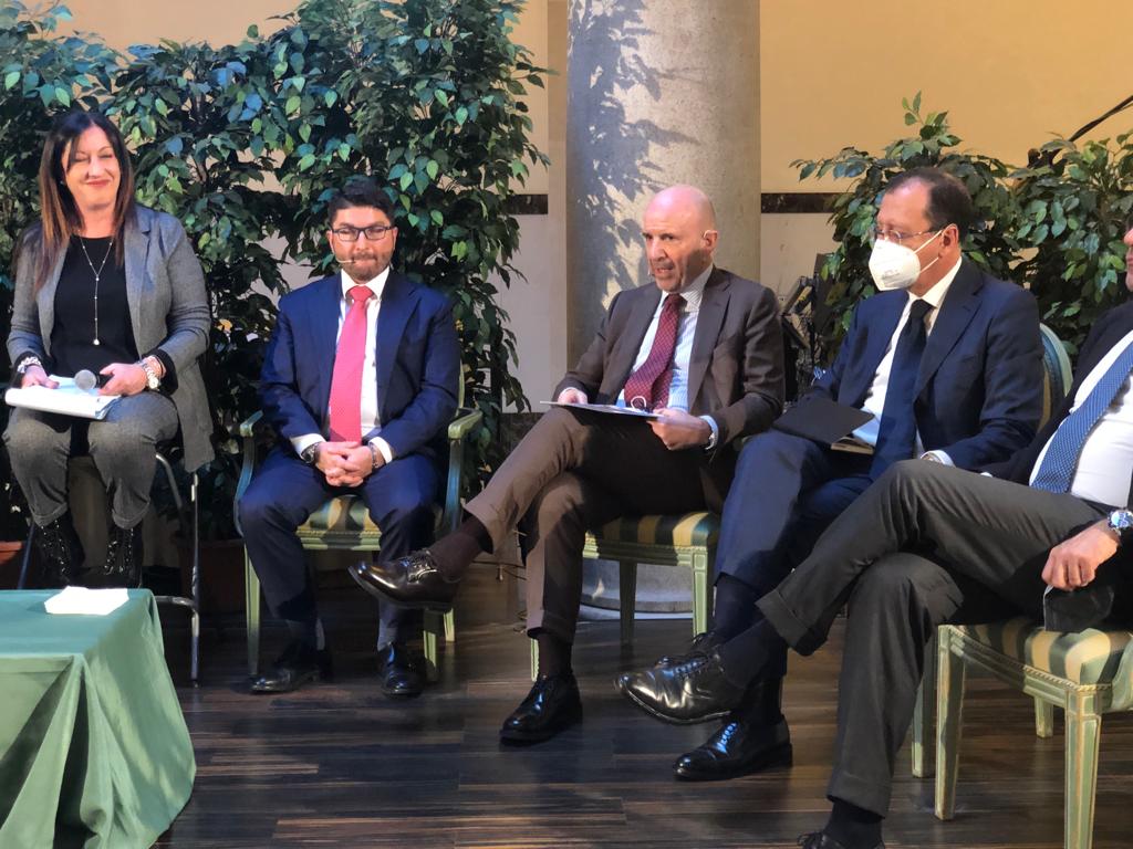 "E' un momento di grande soddisfazione: #Unindustria ha contribuito con decisione a recenti provvedimenti e ora ci sono condizioni per dare spinta allo sviluppo dell'#EconomiaDelMare: il mercato potenziale è importante” #BlueEconomy #Civitavecchia #zonalogisticasemplificata