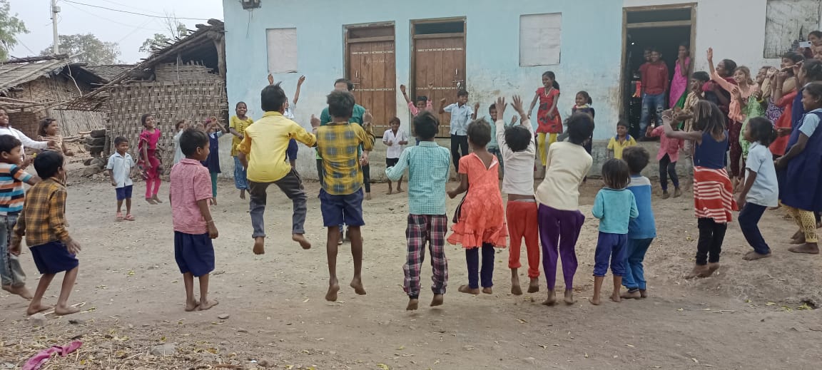 PSC_TYCIA's tweet photo. “The mind is not a vessel to be filled, but a fire to be kindled.”
- Plutarch

#tyciafoundation #1000andyou #khandwa #girleducation https://t.co/a9SbS7AV8E