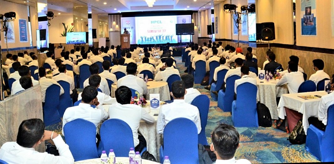HPCL's tweet photo. HPCL ushers in a new era, adding 112 young professionals to its smart workforce, with Director~Human Resouces Dr Pushp Joshi delivering inaugural address emphasising need for continuous learning in a dynamic World &amp; leading fulfilling life to meet personal &amp; organisational vision https://t.co/jEubWbsO76