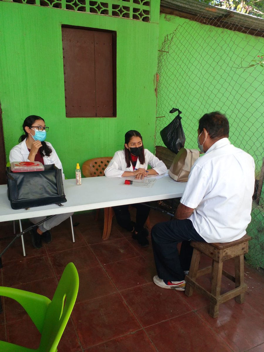 #Nicaragua Ministerio de Salud Realiza Feria de Salud en la Comarca Esquipulas 1 del Distrito 5 de #ManaguaSandinista 

Brindando atencion gratuita y de calidad. A todos los pobladores del sector.