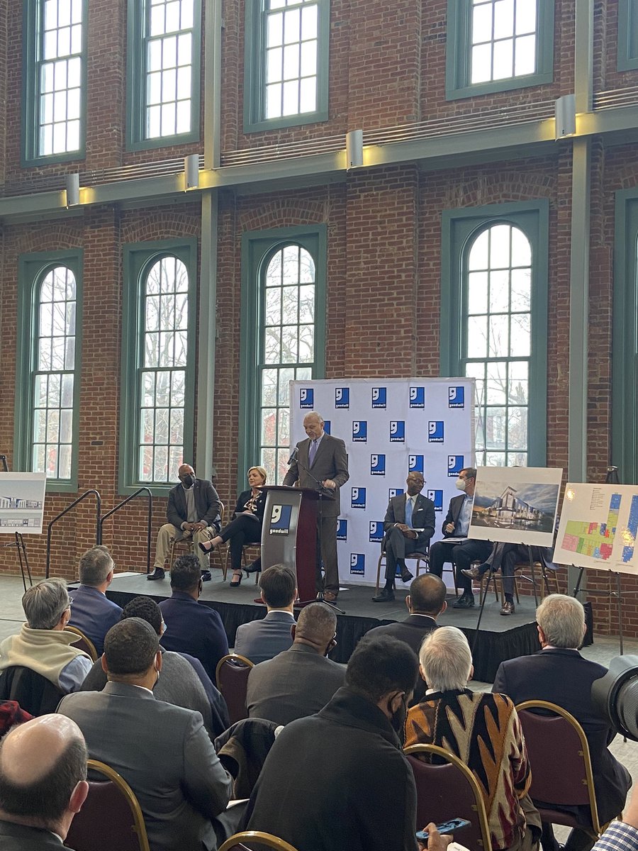 StephenReily's tweet photo. Russ Cox announces $70 million @Norton_Health Hospital at 28th & Broadway as part of @GoodwillKY’s $100 million Opportunity Campus - 1st hospital built west of 9th St since 1850. I am proud to suppprt @LASLou moving in here with 3 full time lawyers to meet clients where they live https://t.co/DMnKwEczij