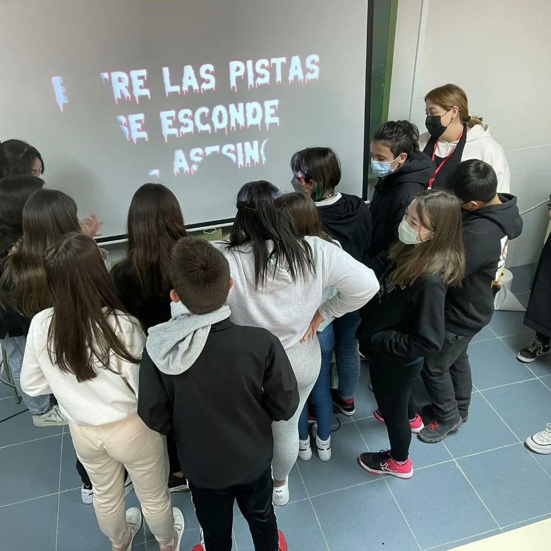 IESCanadaRealValmojado tweet media