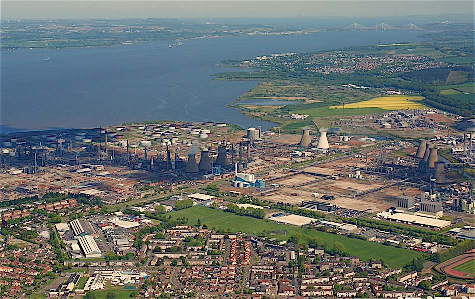 CVSFalkirk's tweet photo. @PAS_tweets actually worked closely with #Falkirk's Community Planning Partnership on a LPP in #Grangemouth, with the consultation identifying that @falkirkcouncil would support a new #CommunityActionPlan - and @PAS_DavidW had some lovely things to say about Grangemouth! π€© https://t.co/vJD05CUAE0