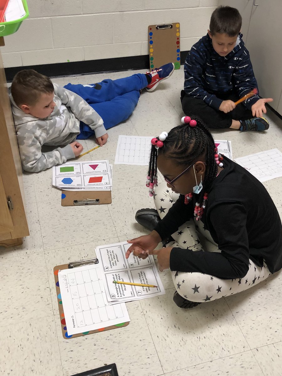 RhondaBur1501's tweet photo. Perimeter task cards - each group has a different set. Love the collaboration!  @ves_tigers #ignitelearningbcps https://t.co/mjVuxojbjL