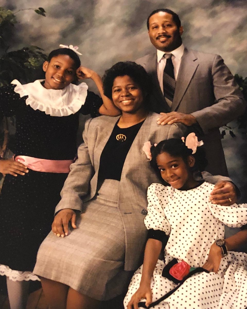 IPYPU's tweet image. Black families can make great black presidents! #blackfamiliesmatter #blackhistorymonth #thanksobama