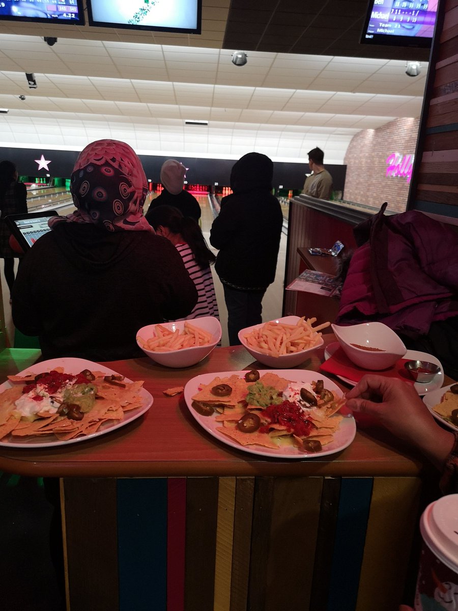 ClarksfieldCG's tweet photo. Another enjoyable day Bowling. @WeActTogether @LocalTrust #oldhamhour,#reducingsocialisolation,#communityempowerment https://t.co/oufOR8m9kU