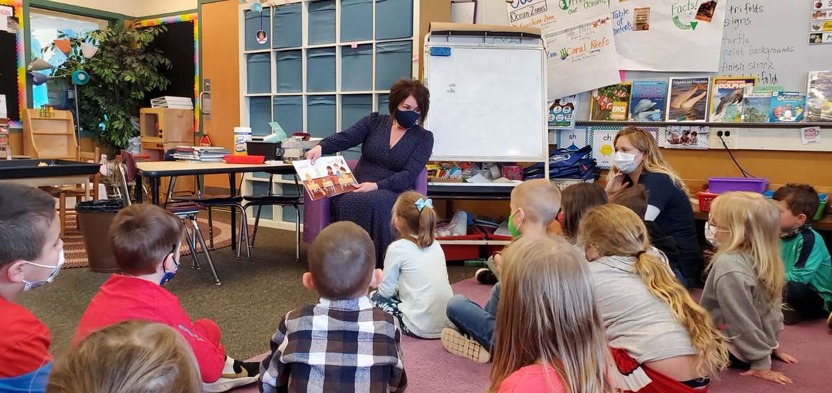 shippensburgU's tweet photo. This morning @FirstColleen was thrilled to read to the little ones at our public lab school Grace B. Luhrs Elementary! She toured the first certified green school building in the state &amp; handed out lollipops. 🍭 #ShipIsIt #teachers https://t.co/PhOJiuebdK