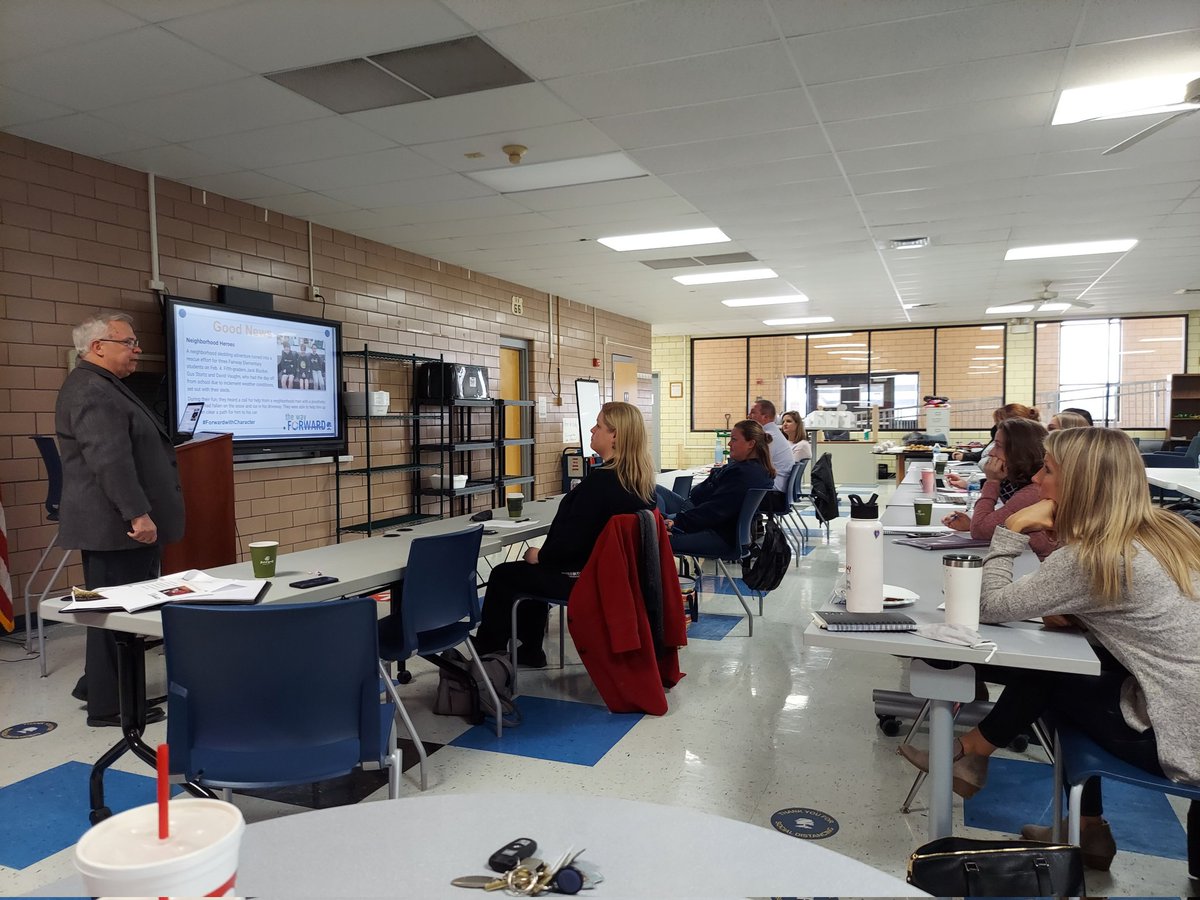 rockwoodschools's tweet photo. Presidents' Forum is hearing a State of the District update and information about https://t.co/FAAWIzujSx from @RockwoodSupt this morning. #ForwardwithEfficiency https://t.co/hXV999Dy2J