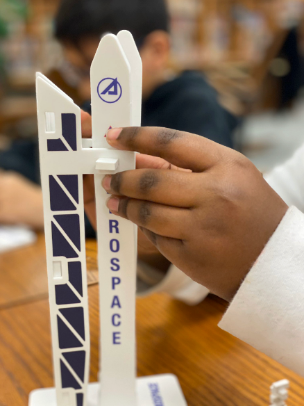 CricketMediaInc's tweet photo. During Engineers Week 2020, young #engineering enthusiasts from @KujawaES_AISD gained valuable insight into Engineering careers from their @AerospaceCorp eMentors.
Get involved with eMentoring with TryEngineering Together: https://t.co/iM9F0Nf3zt
#EWeekTogether #EWeek2022 https://t.co/aU8sHkaycY