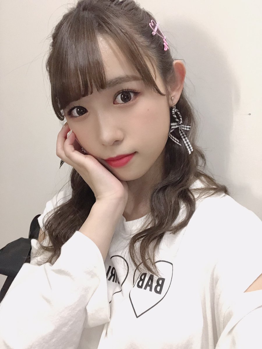 makoteam8akita's tweet photo. 2年前
2020.2.24
TinTlip 初ライブ

#TinTlip 
#下尾みう #永野芹佳 #山本瑠香  #鈴木優香 #浅井七海 #千葉恵里   #佐藤美波 https://t.co/8zuzjGxXva